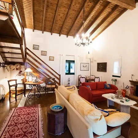 Captain Andrew Private House Diakopto