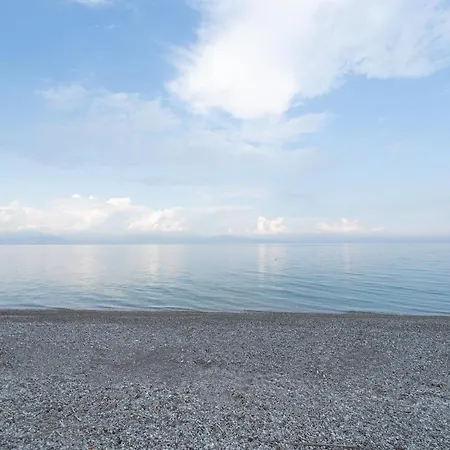 Nyaraló Captain Andrew Private House *