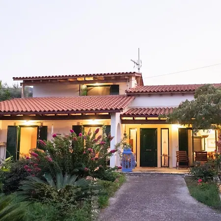 Captain Andrew Private House Дом отдыха *
