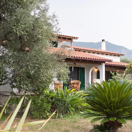 Captain Andrew Private House Diakopto