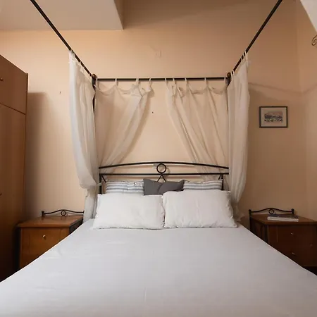 Captain Andrew Private House Diakopto