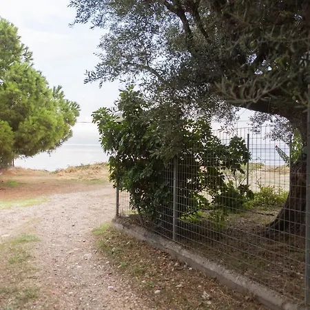 Дом отдыха Captain Andrew Private House Диакоптон