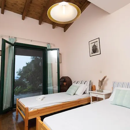 Captain Andrew Private House Diakopto