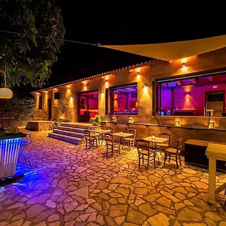 Captain Andrew Private House Vakantiehuis Diakopto