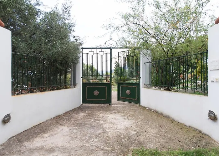 Captain Andrew Private House 펜션 *