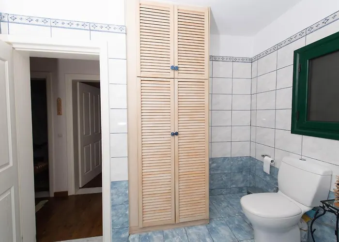 펜션 Captain Andrew Private House 디아코프토