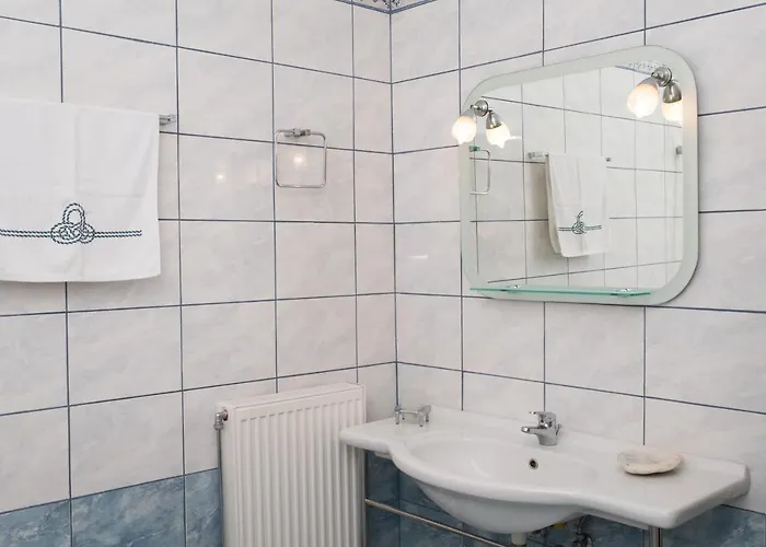 펜션 Captain Andrew Private House 디아코프토